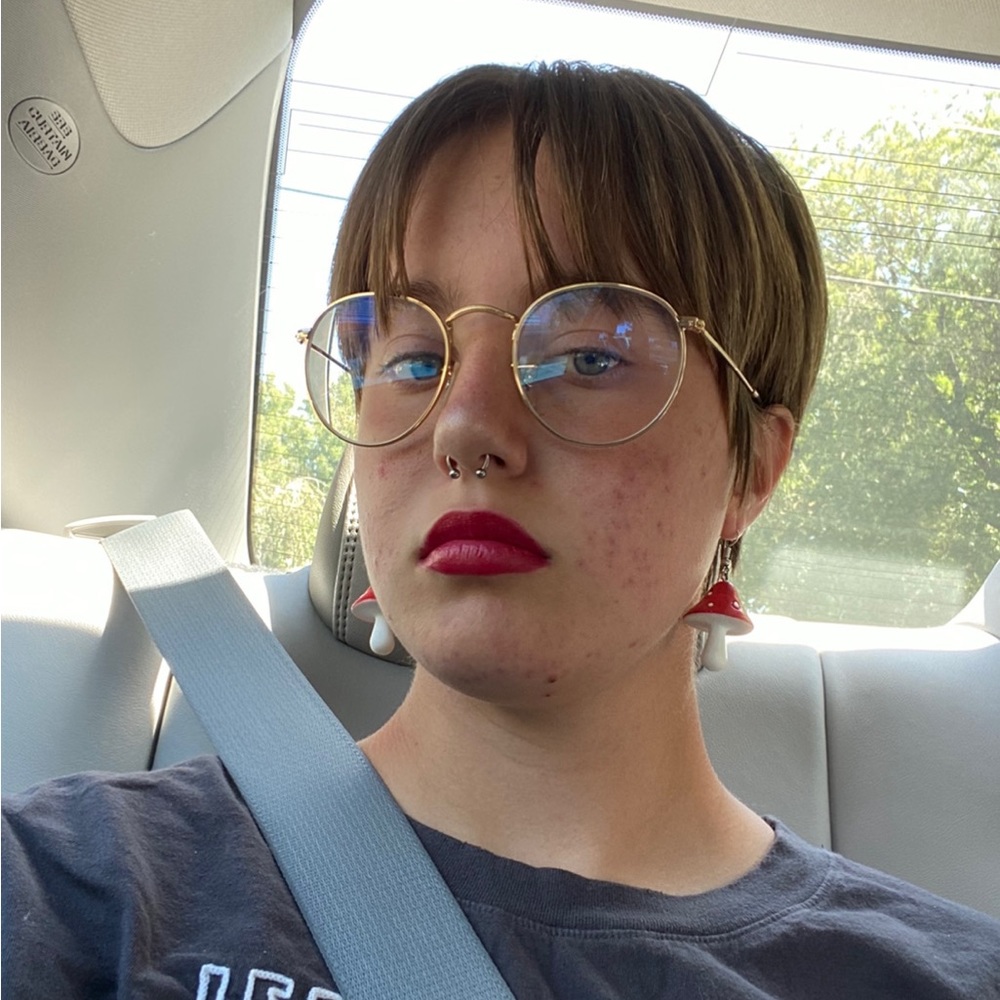 Meet your Posher, Ashton